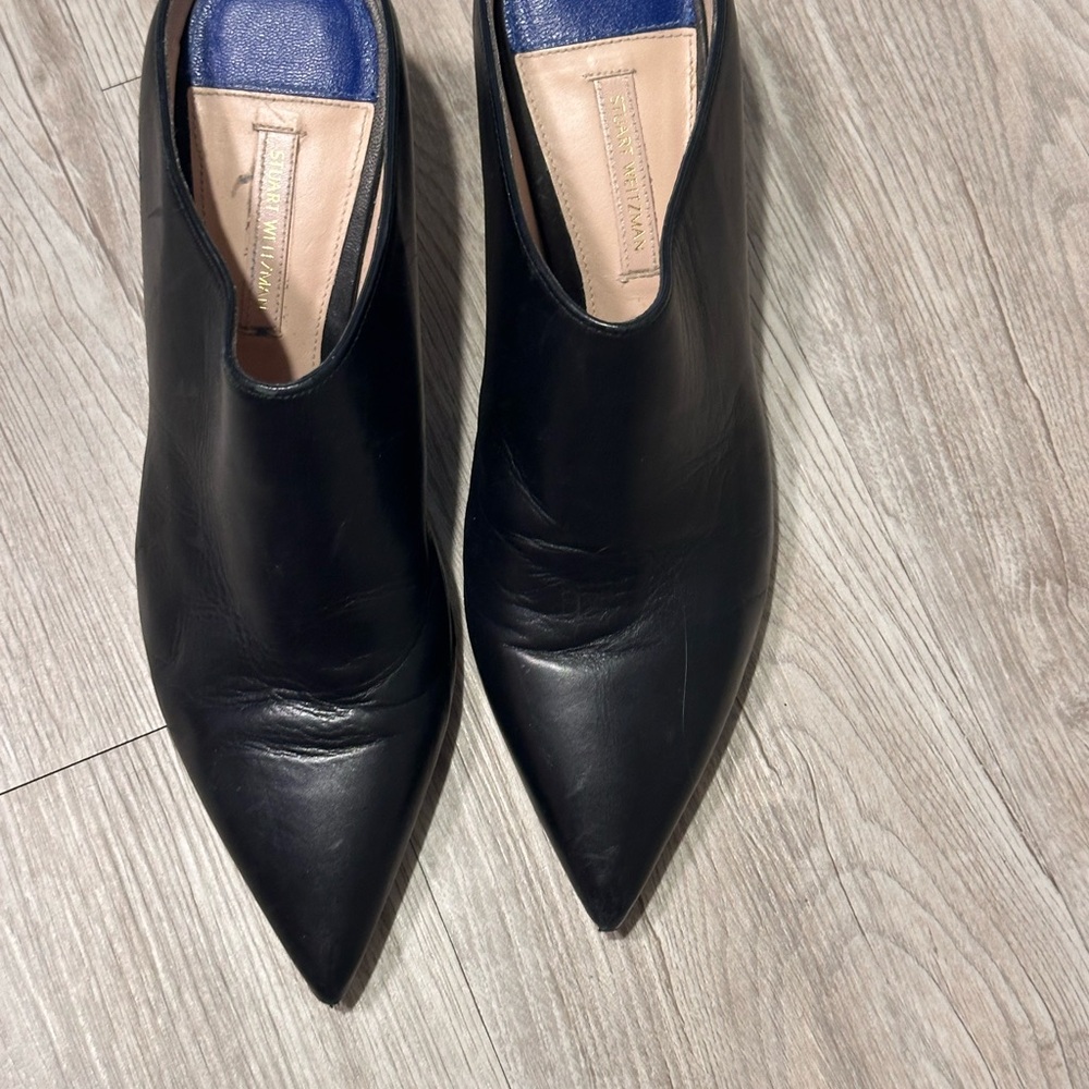 Stuart Weitzman Black Mules Sleek Leather Design